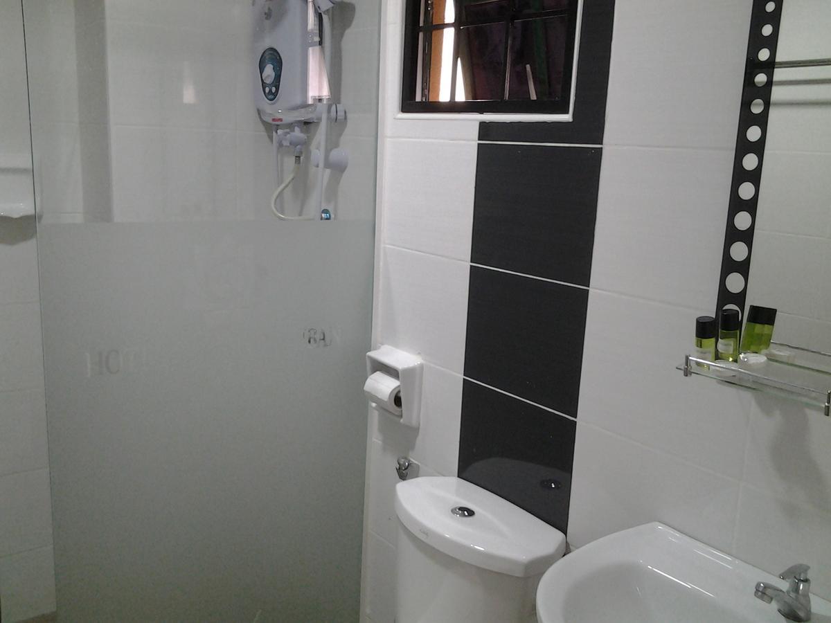 Suria Seremban Hotel Zimmer foto